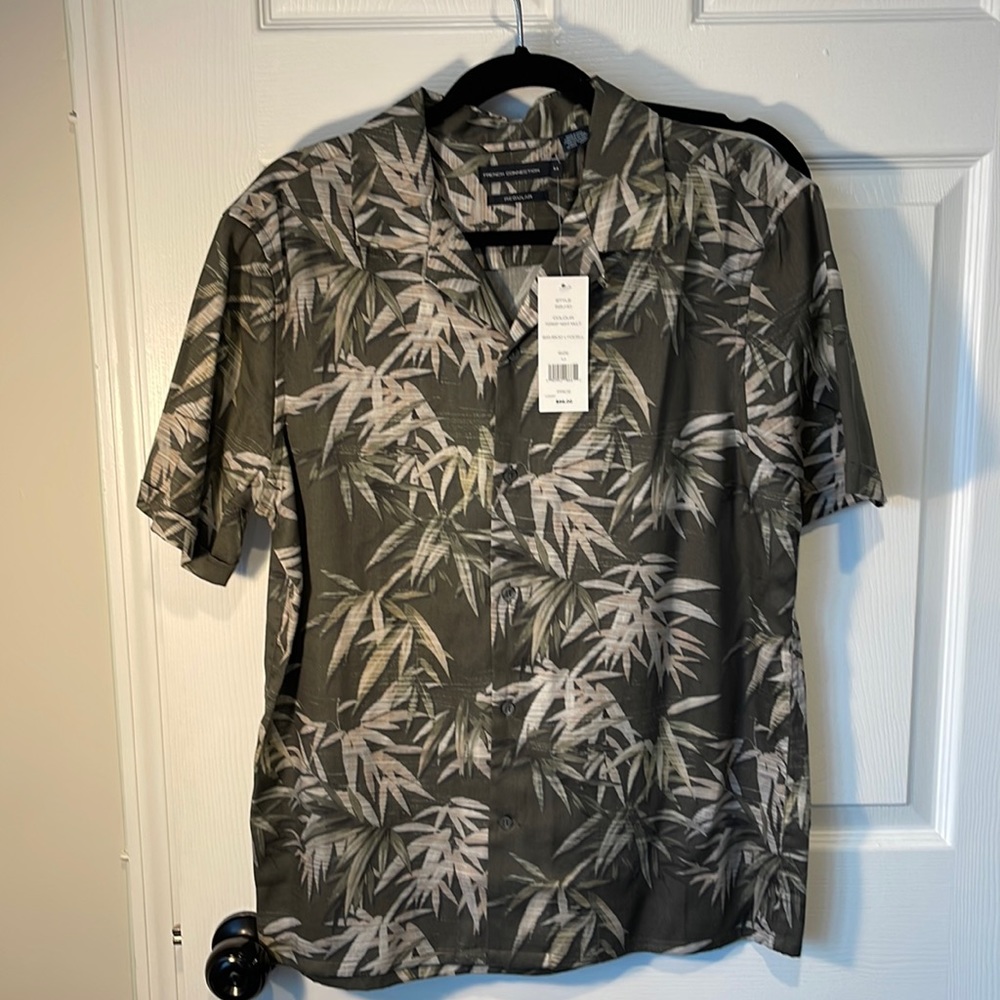 Beautiful French connection short sleeve shirt